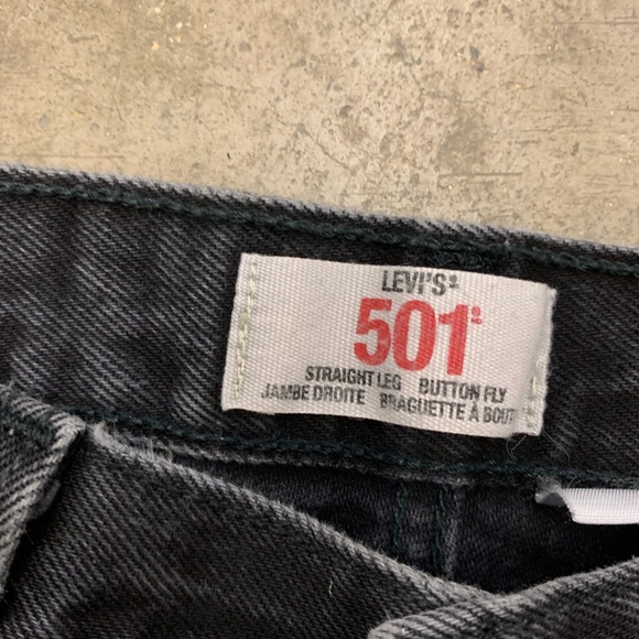 Levi’s 501 black button fly straight leg denim jeans - Picture 2 of 5